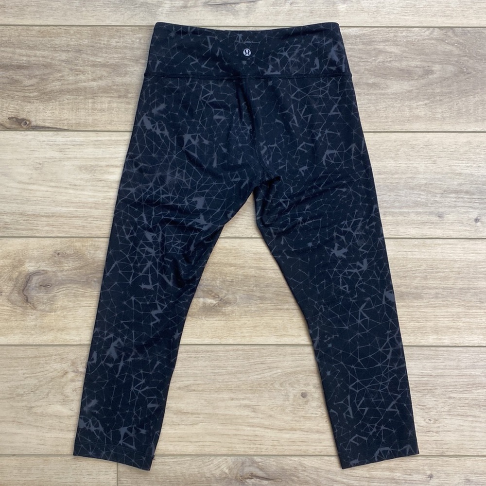 Lululemon | Wunder Under II | Cropped Leggings - Picture 8 of 14